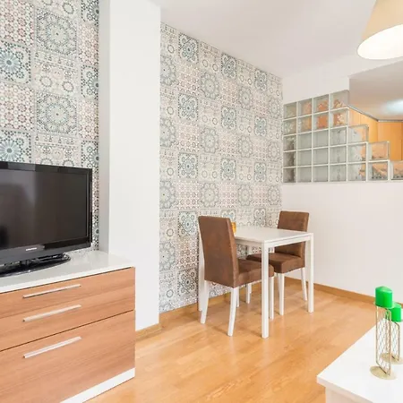 Apartamento Lu&cia Centre Victoria 6 *